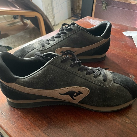 Kangaroo retro shoes , size 10.5 - Picture 2 of 7